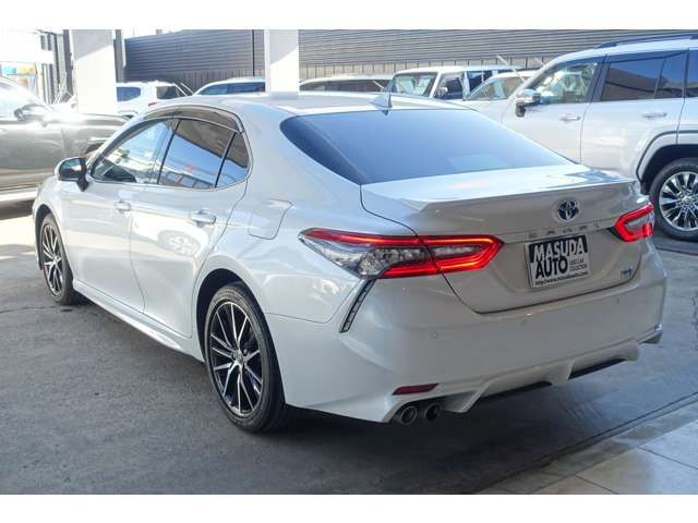 TOYOTA CAMRY HYBRID 2022