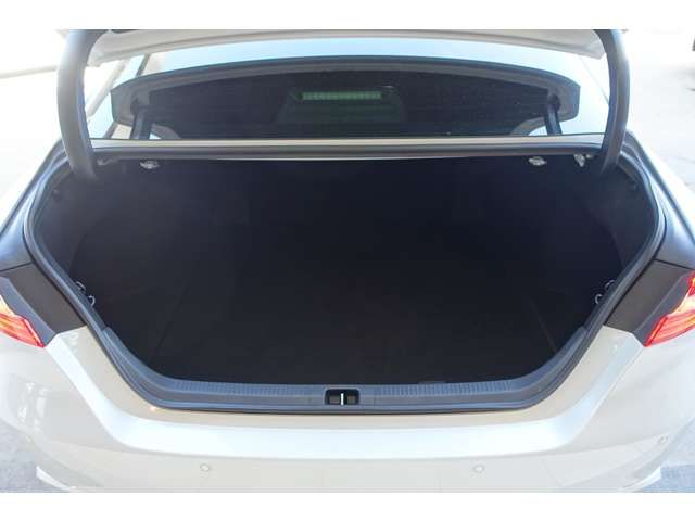 TOYOTA CAMRY HYBRID 2022