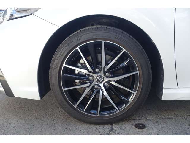 TOYOTA CAMRY HYBRID 2022