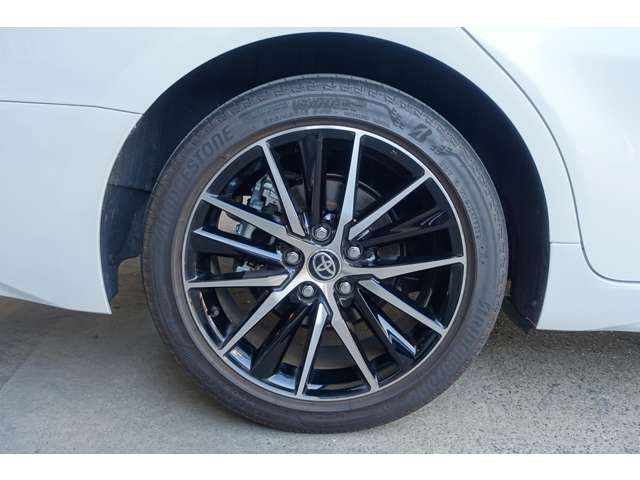 TOYOTA CAMRY HYBRID 2022