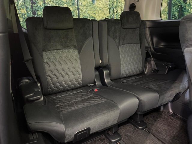 TOYOTA ALPHARD 2019