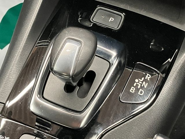 MAZDA AXELA HYBRID 2015