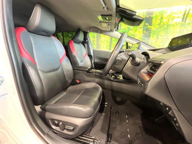 TOYOTA PRIUS PHV 2023