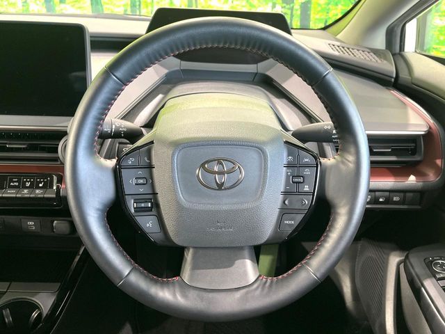 TOYOTA PRIUS PHV 2023