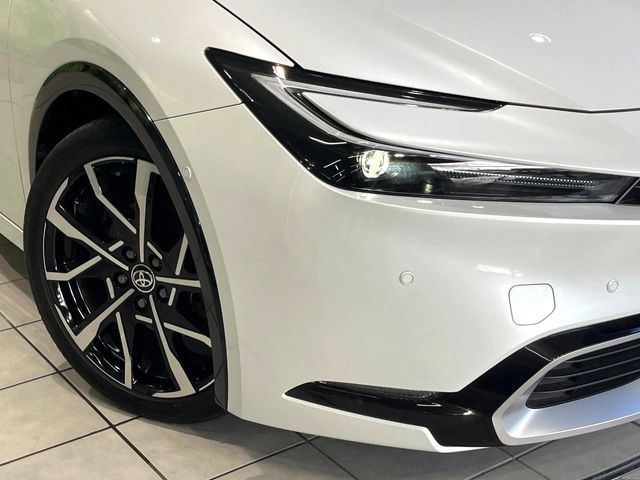 TOYOTA PRIUS PHV 2023