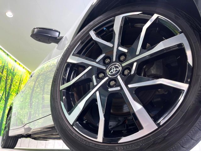 TOYOTA PRIUS PHV 2023