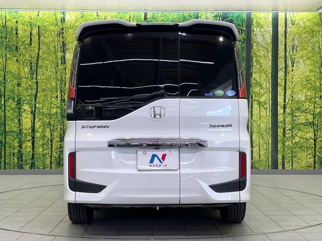 HONDA STEPWAGON SPADA 2017