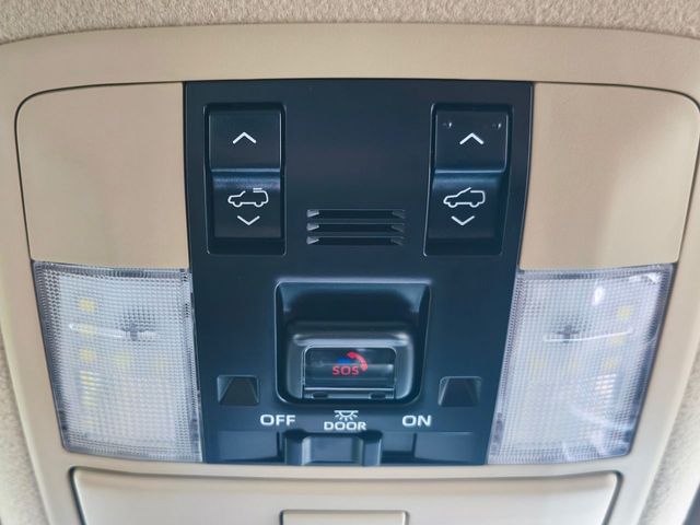 TOYOTA LANDCRUISER PRADO 2023