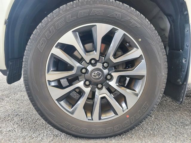 TOYOTA LANDCRUISER PRADO 2023