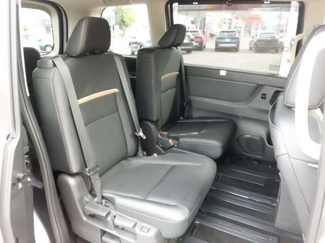 NISSAN SERENA  WG 4WD 2024