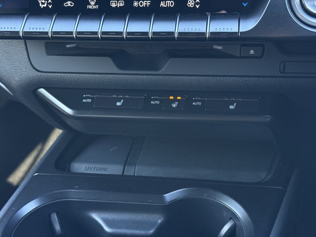 TOYOTA LEXUS UX200 2020