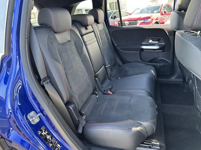 MERCEDES BENZ MERCEDES BENZ GLB 2024