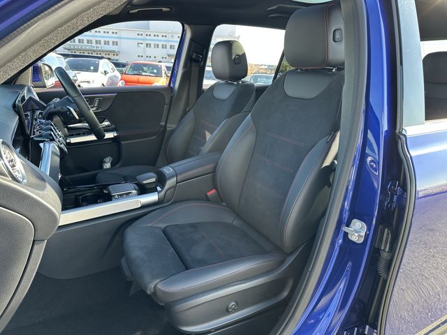 MERCEDES BENZ MERCEDES BENZ GLB 2024