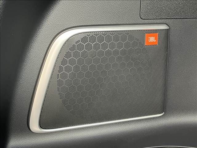 TOYOTA HARRIER HYBRID 2023