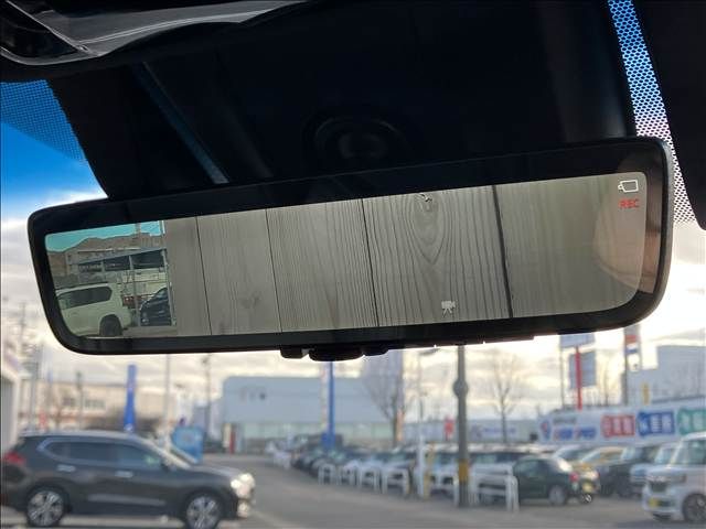 TOYOTA HARRIER HYBRID 2023