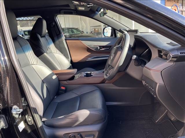 TOYOTA HARRIER HYBRID 2023