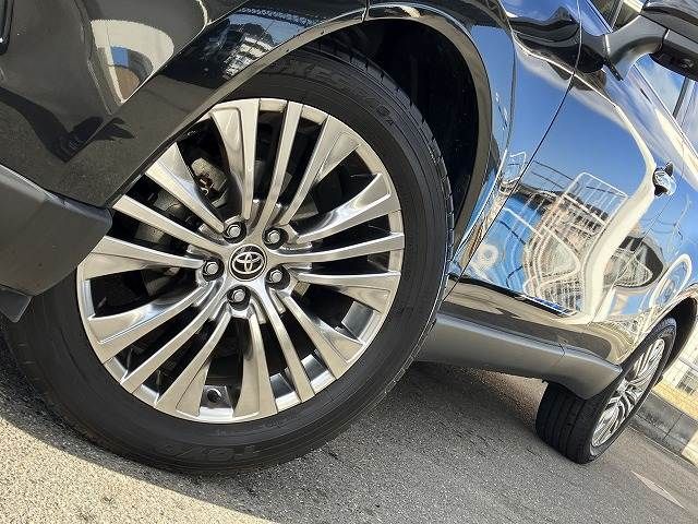 TOYOTA HARRIER HYBRID 2023