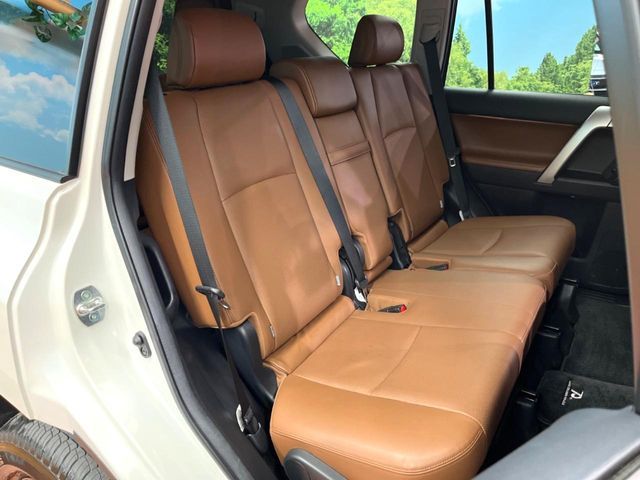 TOYOTA LANDCRUISER PRADO 2022