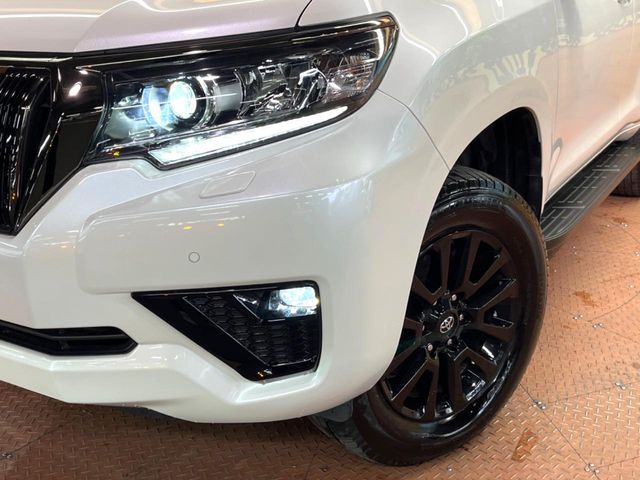 TOYOTA LANDCRUISER PRADO 2022