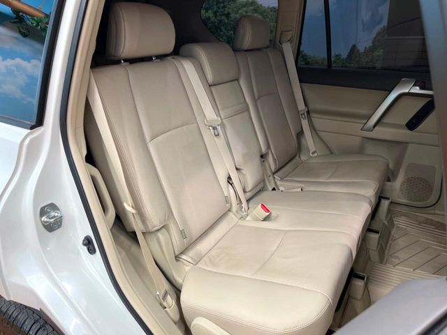 TOYOTA LANDCRUISER PRADO 2023