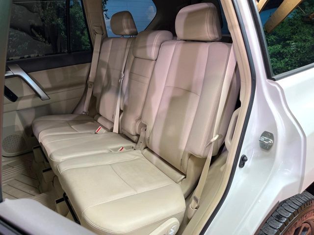 TOYOTA LANDCRUISER PRADO 2023