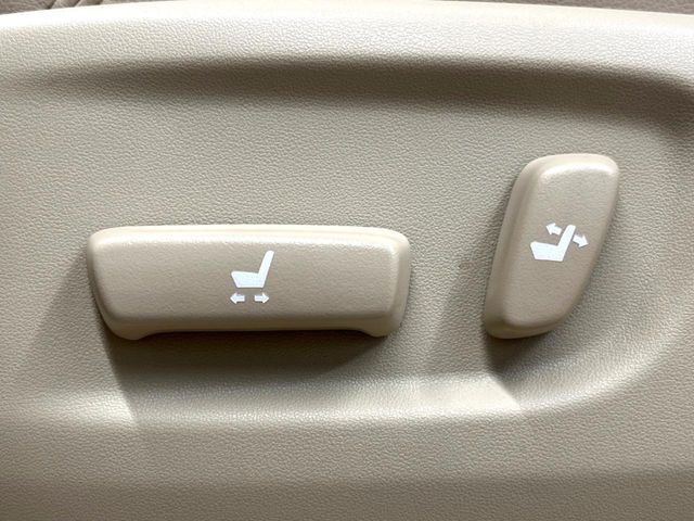 TOYOTA LANDCRUISER PRADO 2023