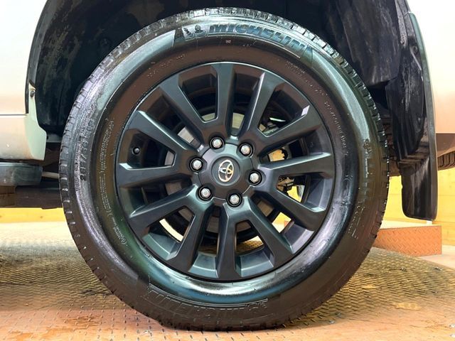 TOYOTA LANDCRUISER PRADO 2023