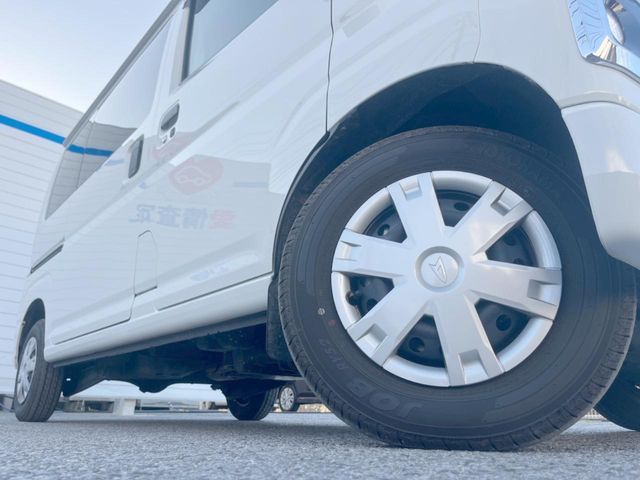 DAIHATSU HIJET CARGO 2025