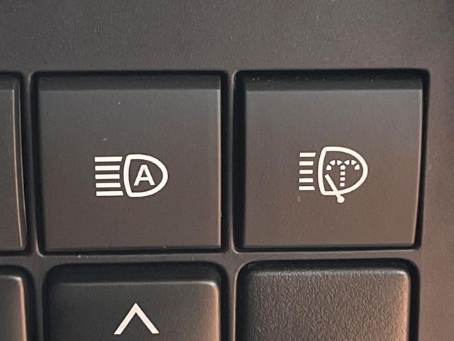 TOYOTA LANDCRUISER PRADO 2022