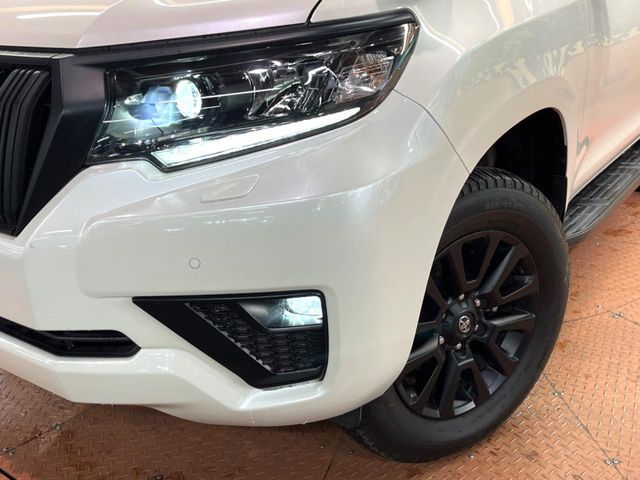 TOYOTA LANDCRUISER PRADO 2022