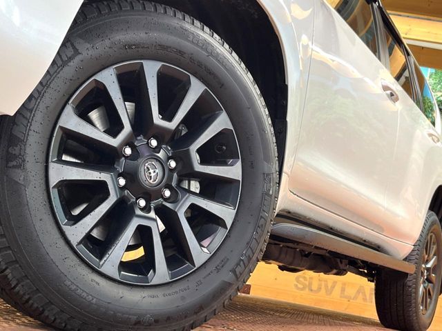 TOYOTA LANDCRUISER PRADO 2022