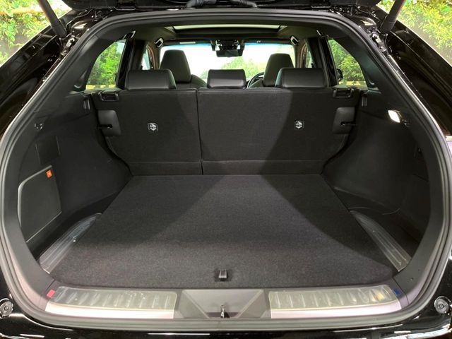 TOYOTA HARRIER HYBRID 2024