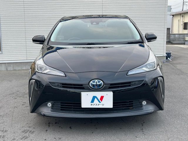 TOYOTA PRIUS 2019