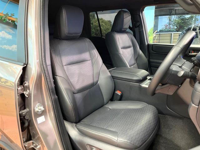 TOYOTA LANDCRUISER 250 2024