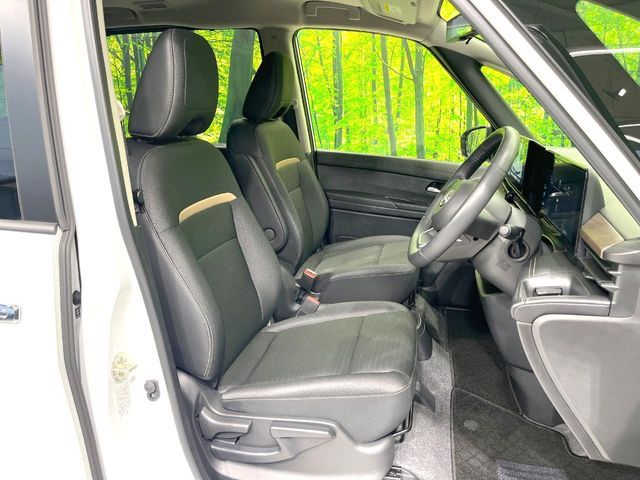 NISSAN SERENA  WG 2025