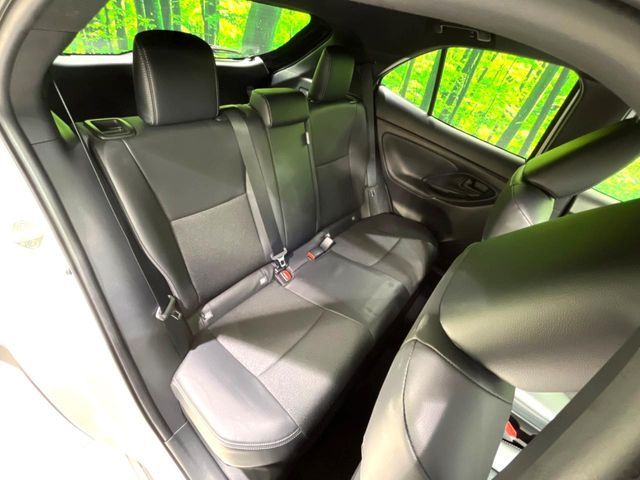 TOYOTA YARIS CROSS HYBRID 2025