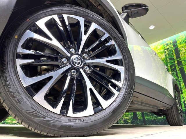 TOYOTA YARIS CROSS HYBRID 2025