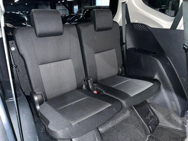 TOYOTA SIENTA HYBRID 2022