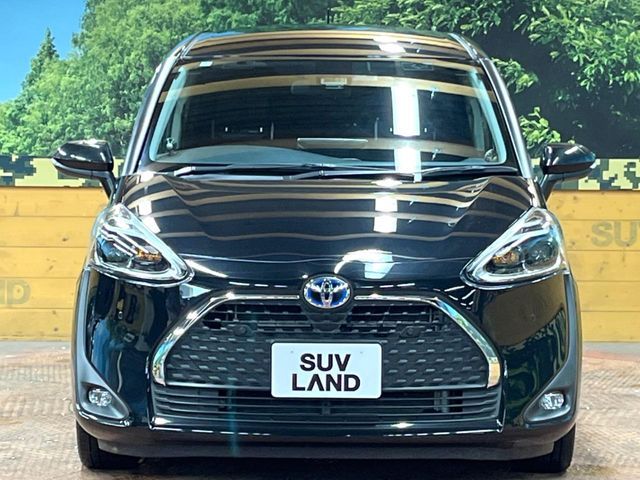TOYOTA SIENTA HYBRID 2022