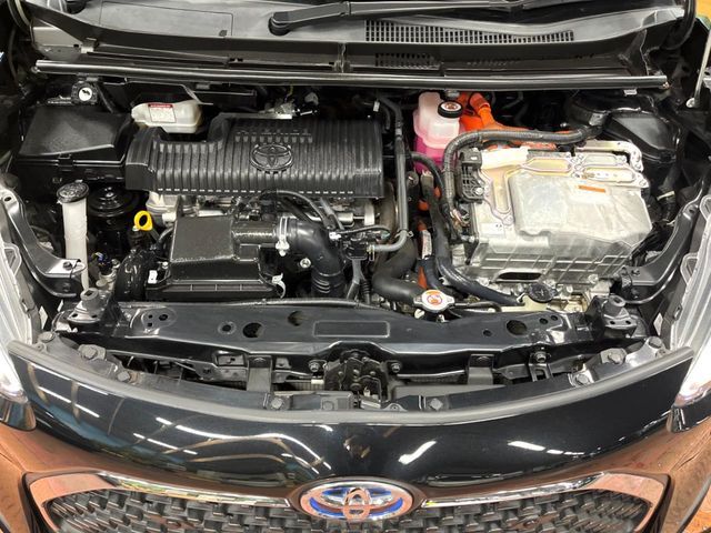 TOYOTA SIENTA HYBRID 2022