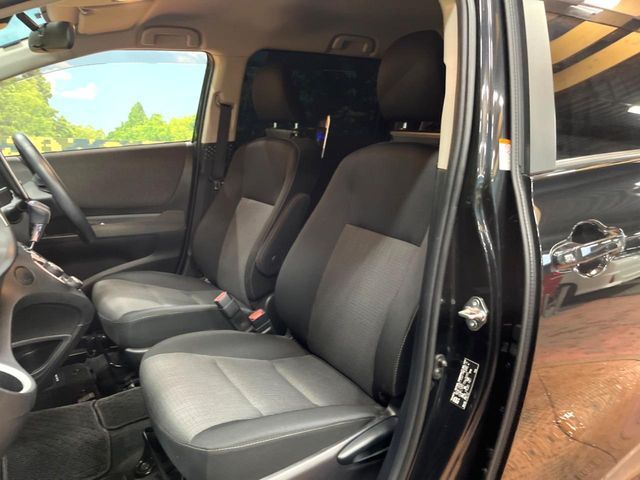 TOYOTA SIENTA HYBRID 2022