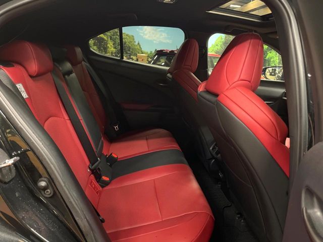 TOYOTA LEXUS UX250h 2021