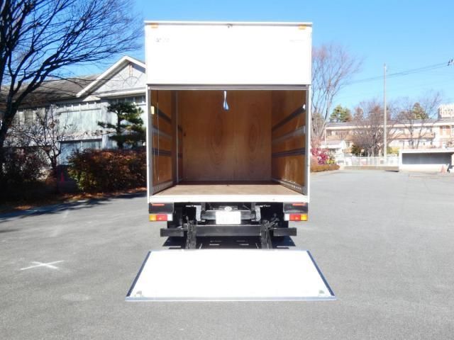 MITSUBISHI CANTER 2017