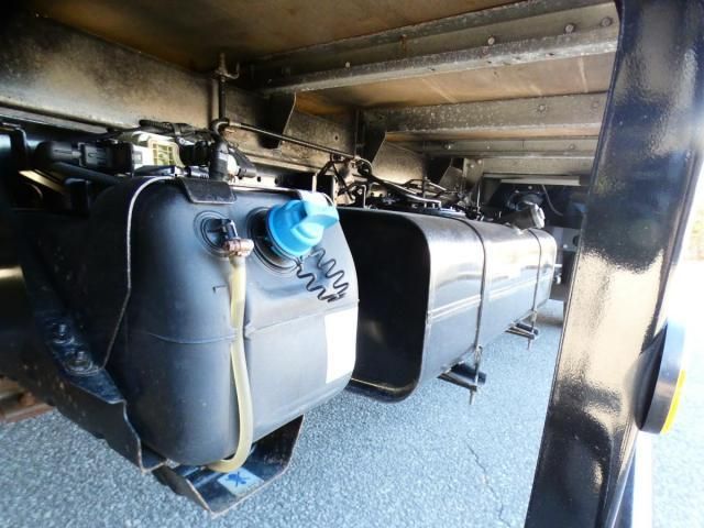 MITSUBISHI CANTER 2017