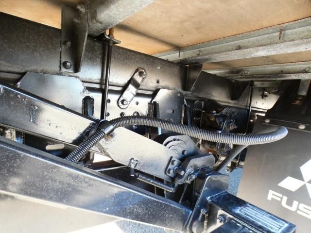 MITSUBISHI CANTER 2017