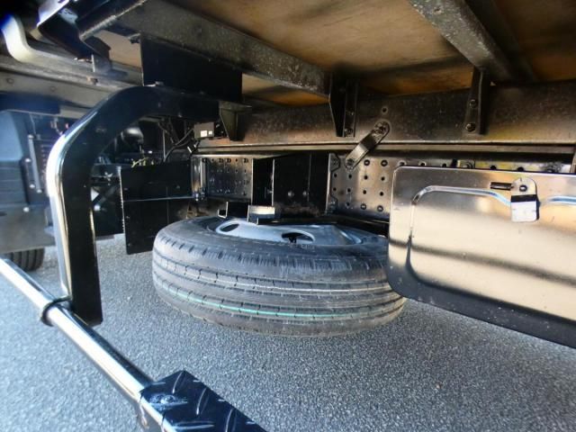 MITSUBISHI CANTER 2017