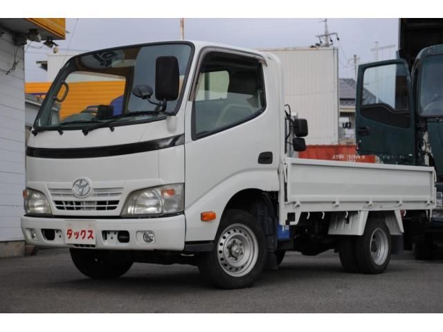 TOYOTA DYNA 2012