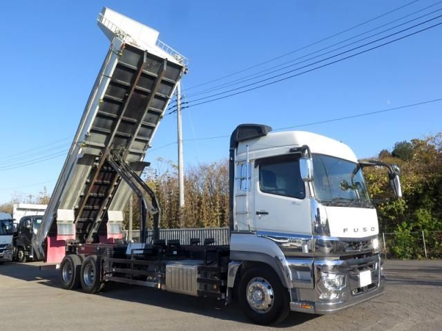 MITSUBISHI FUSOU SUPER GREAT 2020