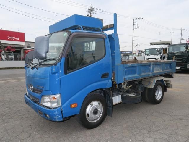 HINO DUTRO 2015