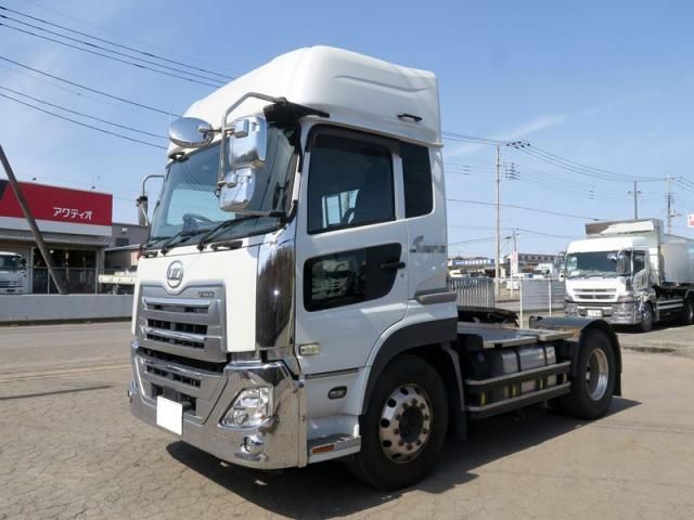 NISSAN DIESEL Quon 2020